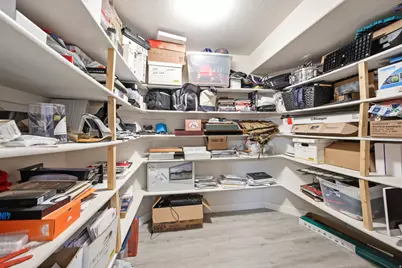 2701 E 6425 S, Uintah, UT 84403 - Photo 51