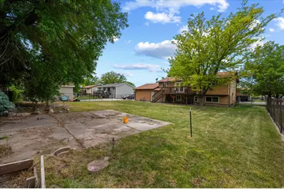 2236 N 650 W, Harrisville, UT 84414 - Photo 41