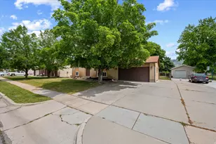 2236 N 650 W, Harrisville, UT 84414 - Photo 33