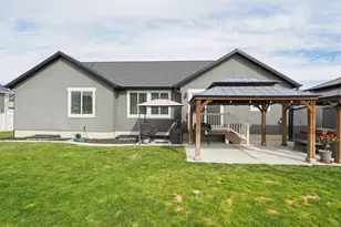 4632 N Kings Peak Way E, Eagle Mountain, UT 84005 - Photo 5