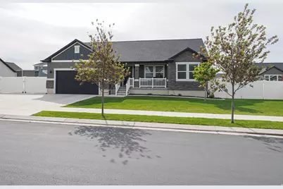 4632 N Kings Peak Way E, Eagle Mountain, UT 84005 - Photo 3