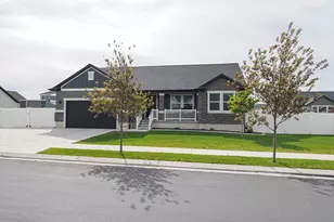 4632 N Kings Peak Way E, Eagle Mountain, UT 84005 - Photo 3