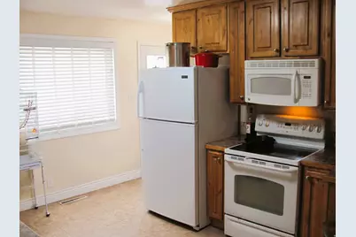 335 E 800 N, Price, UT 84501 - Photo 13