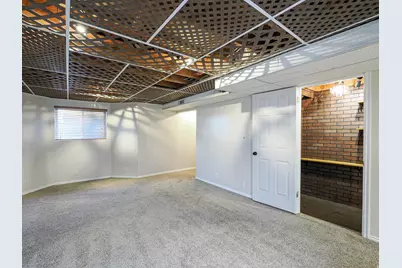 3245 N 2550 E, Layton, UT 84040 - Photo 45