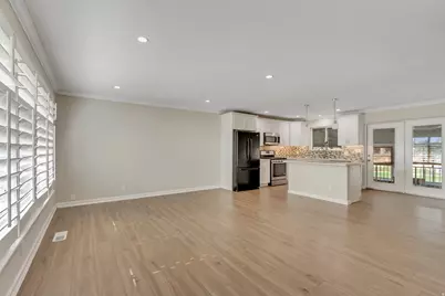 5089 S 2325 W, Roy, UT 84067 - Photo 11
