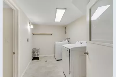 5089 S 2325 W, Roy, UT 84067 - Photo 29