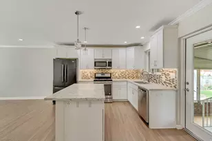 5089 S 2325 W, Roy, UT 84067 - Photo 9