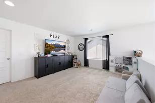 1546 E 3175 N, Layton, UT 84040 - Photo 15