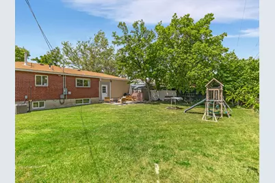 419 E Hillside Dr, Salt Lake City, UT 84107 - Photo 25