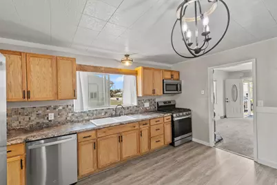154 N 300 W, Smithfield, UT 84335 - Photo 5