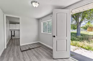 154 N 300 W, Smithfield, UT 84335 - Photo 21