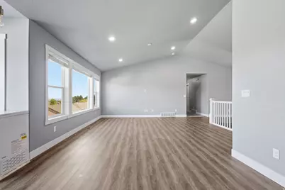 869 S 500 E, Providence, UT 84332 - Photo 7