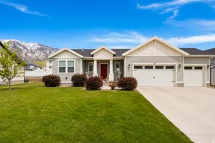 1155 S Red Barn Vw Dr, Santaquin, UT 84655 - Photo 1