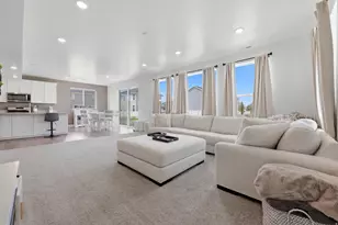 2978 S Shoreline Dr, Syracuse, UT 84075 - Photo 3