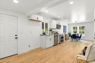 126 E 400 N, Price, UT 84501 - Photo 7