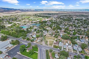 126 E 400 N, Price, UT 84501 - Photo 27