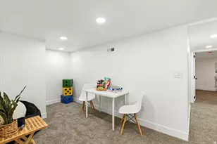 126 E 400 N, Price, UT 84501 - Photo 15
