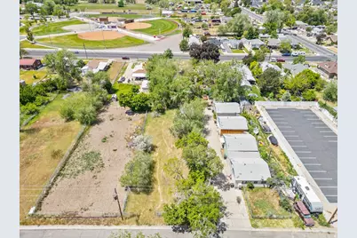 150 W Utah Ave #21, Tooele, UT 84074 - Photo 3