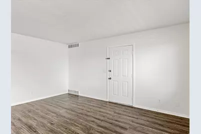 5568 S 2800 W #6B, Roy, UT 84067 - Photo 5