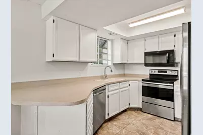 5568 S 2800 W #6B, Roy, UT 84067 - Photo 11