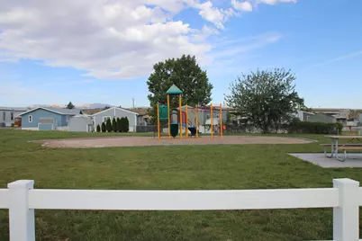1618 N 210 E, Tooele, UT 84074 - Photo 13