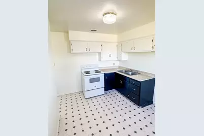 8810 S 280 E, Sandy, UT 84070 - Photo 11