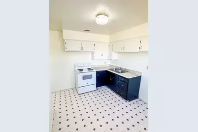 8810 S 280 E, Sandy, UT 84070 - Photo 9