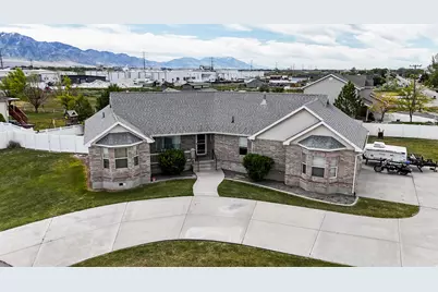 971 N 2300 W, Tremonton, UT 84337 - Photo 3