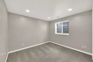79 E 1720 N, Layton, UT 84041 - Photo 19