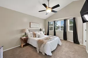 79 E 1720 N, Layton, UT 84041 - Photo 11