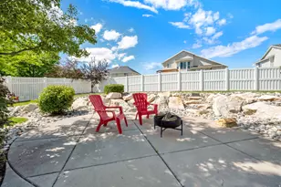 79 E 1720 N, Layton, UT 84041 - Photo 25