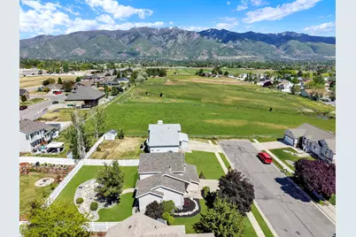 79 E 1720 N, Layton, UT 84041 - Photo 23