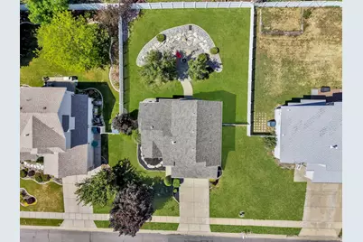 79 E 1720 N, Layton, UT 84041 - Photo 21
