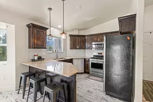 8248 S Resaca Dr, Sandy, UT 84070 - Photo 7