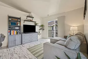 8248 S Resaca Dr, Sandy, UT 84070 - Photo 9