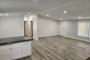 7107 W Arabian Way S, West Valley, UT 84128 - Photo 7