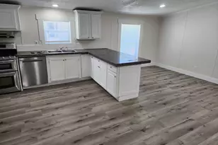 7107 W Arabian Way S, West Valley, UT 84128 - Photo 3