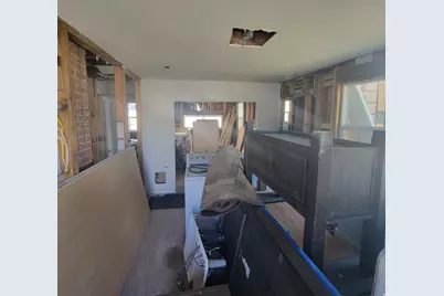136 W Whitmore Dr, East Carbon, UT 84520 - Photo 5