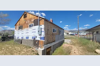 136 W Whitmore Dr, East Carbon, UT 84520 - Photo 11