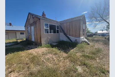 136 W Whitmore Dr, East Carbon, UT 84520 - Photo 5