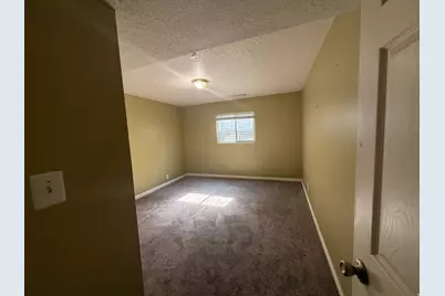 11119 S Londonderry Dr E, Sandy, UT 84092 - Photo 13