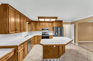 11538 S High Mountain Dr, Sandy, UT 84092 - Photo 13