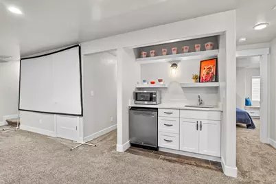 561 E 500 N, Nephi, UT 84648 - Photo 23