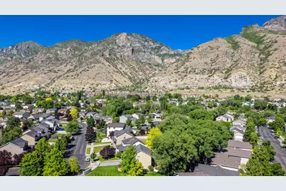 1092 S Cinnamon Ridge Dr, Provo, UT 84606 - Photo 47