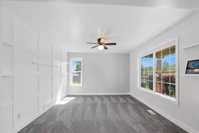 1092 S Cinnamon Ridge Dr, Provo, UT 84606 - Photo 11