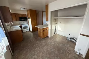 3327 S Maple Way W, West Valley, UT 84119 - Photo 5