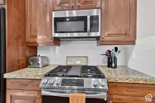 13443 S Bridle Park Cv E, Draper, UT 84020 - Photo 15