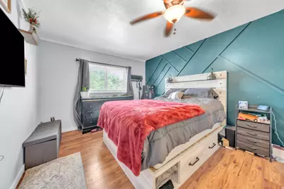 2264 S 100 W, Clearfield, UT 84015 - Photo 9
