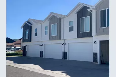150 W Seasons Ln #5, Garden City, UT 84028 - Photo 3