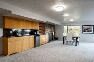 1510 E Chandler Dr N, Salt Lake City, UT 84103 - Photo 25